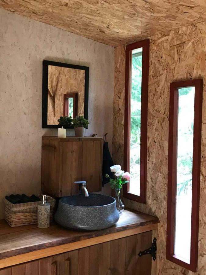 Kuusehaldja Glamping Hotel Kohila Buitenkant foto